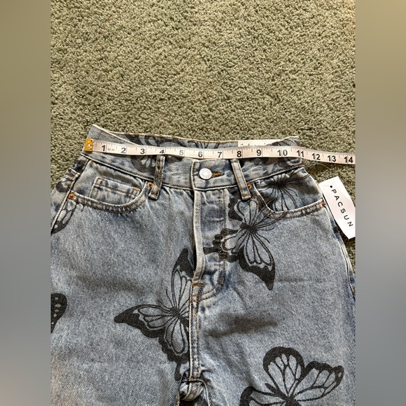 Pacsun Butterfly High Rise Straight Jeans Button Fly Womens Size 22 Raw Hem NWT - Picture 2 of 15
